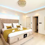 Golden Lion Primosten