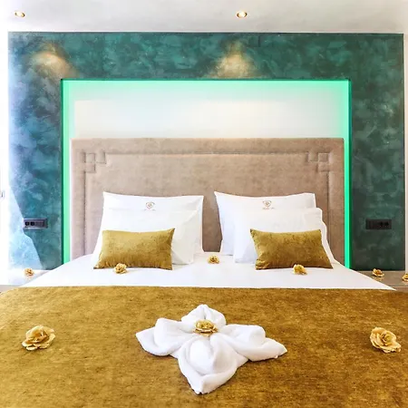 Vila Golden Lion