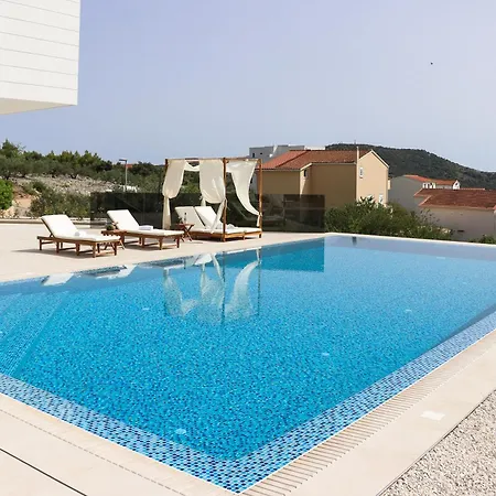 Villa Golden Lion *