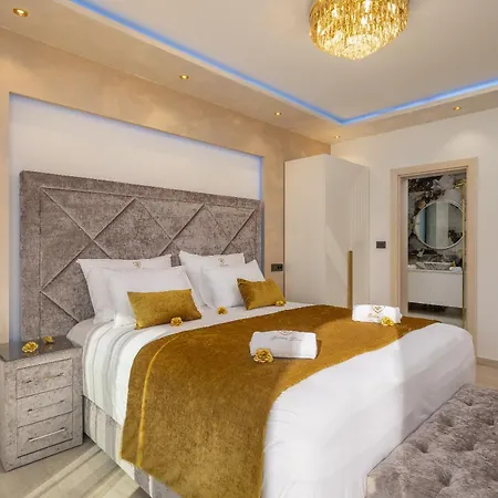 Villa Golden Lion