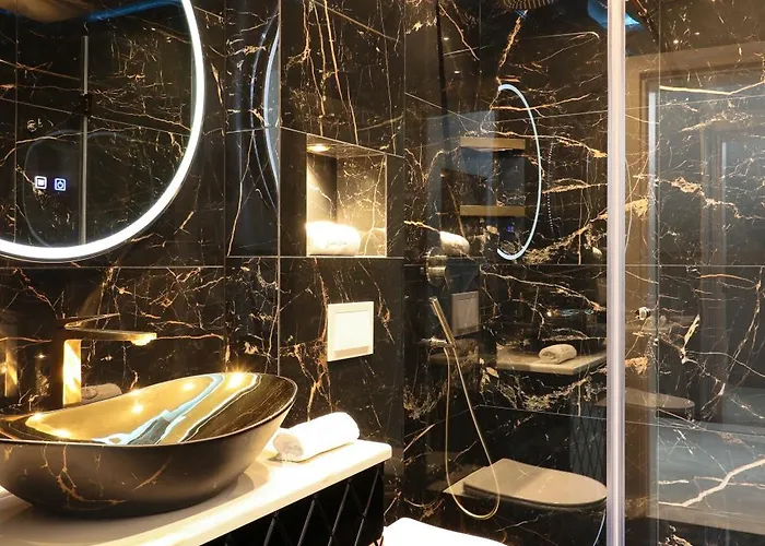 Golden Lion Primosten